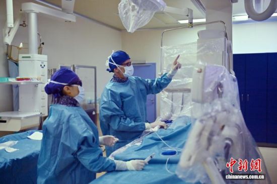 1017գL()g(sh) z